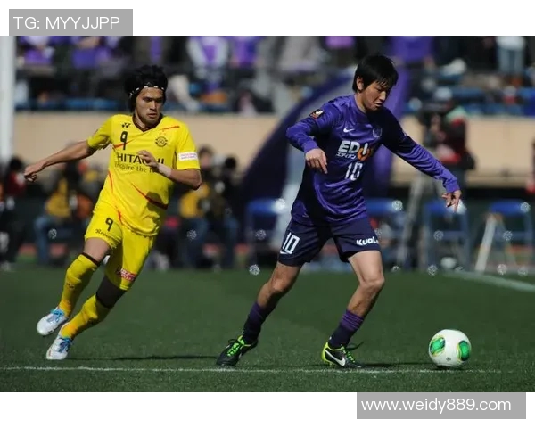 广岛三箭对阵磐田直播全程回顾与精彩瞬间分析